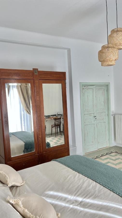 Dimora Al Campanile Bed & Breakfast Sannicandro di Bari Exterior photo